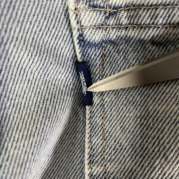 Levis Made & Crafted Barrel Crop Jeans Womens 26 (29x24) Blue Light Wide Tapered - Picture 12 of 16